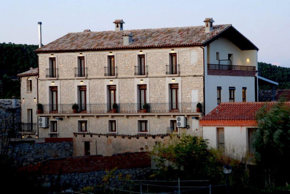 Ca l'Americano La Llacuna Extérieur photo